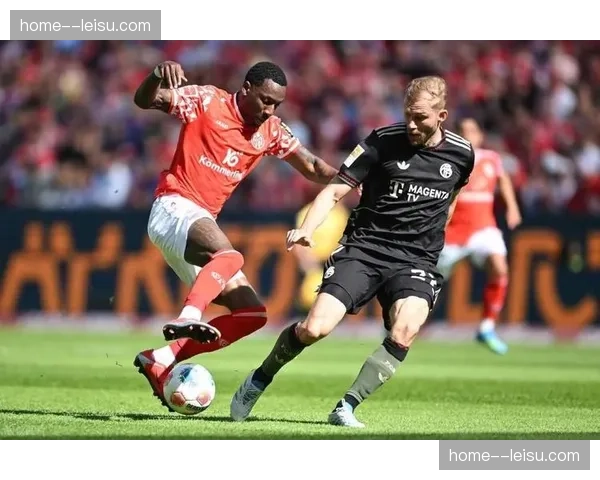 拜仁上演让三追四逆转美因茨 卫冕冠军展现冠军韧性